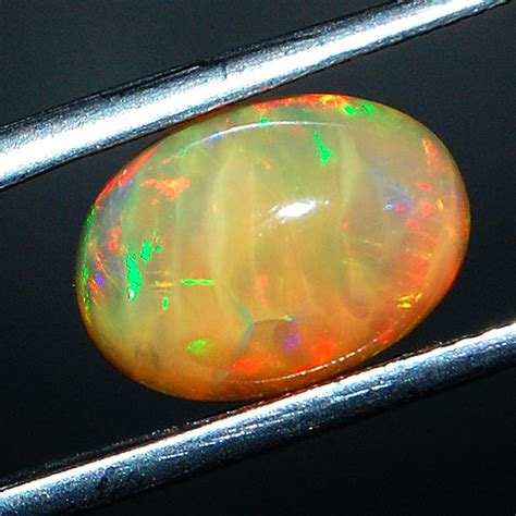 323 Cts Certified Natural Ethiopian Opal Vibrant Color Play Flashy