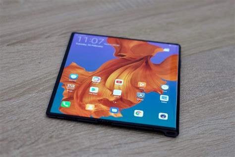 Huawei Mate X Review Hands On Coming To Ee In Q3 2019