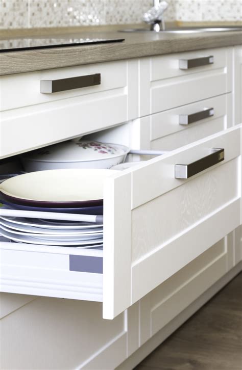 Fix greasy cabinets with baking soda paste. How To Clean Greasy Kitchen Cabinets: Vinegar, Baking Soda-Cleaning-wrappedinrust.com