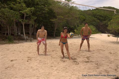 Enjoy And Have Fun Playing Volleyball At Sepoc Beach Center Eagle Point