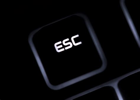 How To Fix Escape Esc Key On Wow Not Working Issue