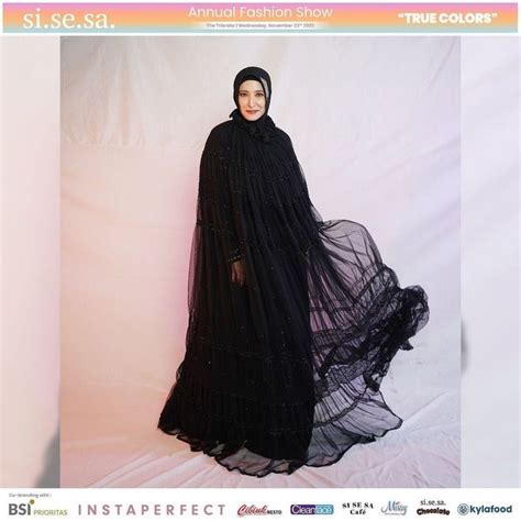 7 Rare Portraits Of Inneke Koesherawati As A Muslim Fashion Brand Model