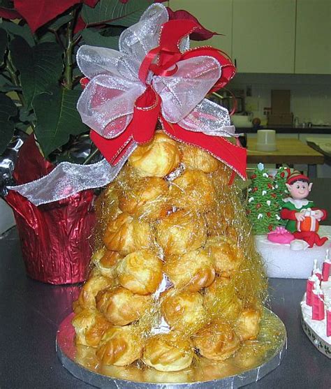 Learn How To Make A Croquembouche Cream Puff Tree