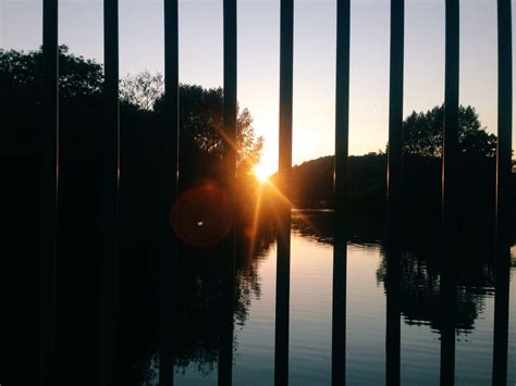 Photography Sunset Bars Totnes River Reflection Dark Light Sun