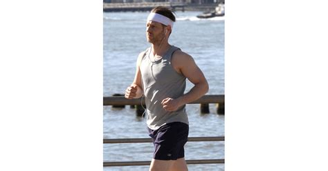 Ben Mckenzie Jogging In Nyc April 2016 Pictures Popsugar Celebrity