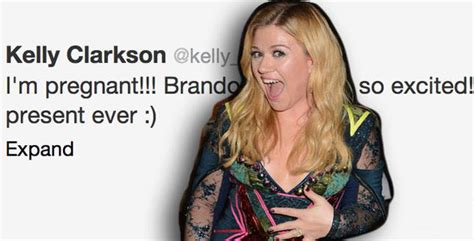 Kelly Clarkson Pregnant Best Early Christmas Present Ever Says Singer