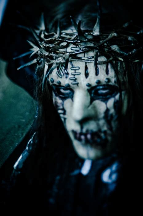 Over the weekend, the rock prodigy not only crushed the drum part from the band's 2004 track duality, but did so while wearing a jay weinberg mask (even though joey jordison was slipknot's drummer on that song). SLIPKNOT: Joey Jordison verletzt - Alle Europa Termine ...