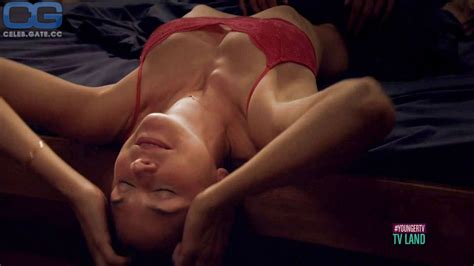 Sutton Foster Nackt Nacktbilder Playboy Nacktfotos Fakes Oben Ohne