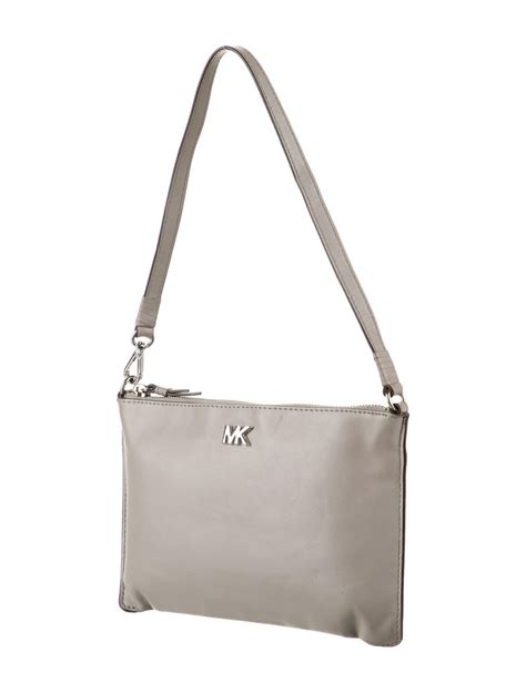 Michael Kors Leather Clutch Handbags Mic141755 The Realreal