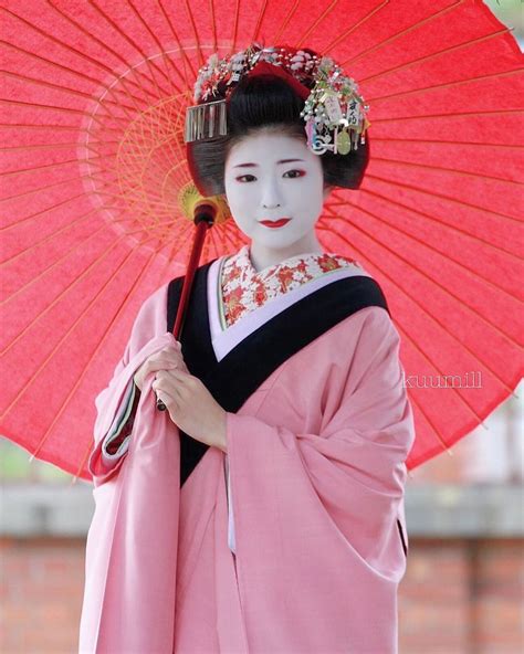 Maiko Katsumomo San Geisha Japan Japanese Geisha Japanese Beauty Kimono Outfit Ethnography