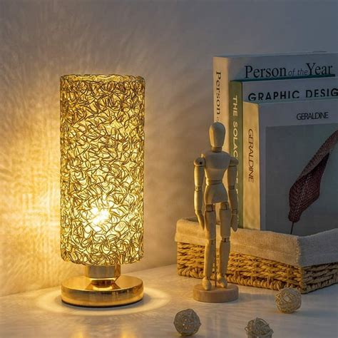 Decorative Desk Lamp With Metal Wiring Shade Gold