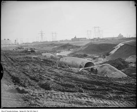 Old Photographs From 100 Years Of The Toronto Sewer System In 2021