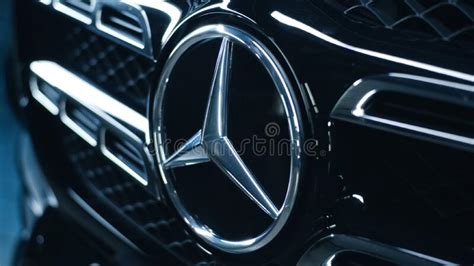 Mercedes Benz Grille Editorial Stock Image Image Of Style 252531509