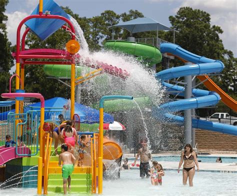 Photos Conroes New 54 Million Waterpark Opens To The Public