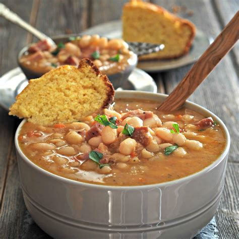 So crazy easy, so hearty, so satisfyingly delicious, so begging to be curled up in a large bowl and adored each spoonful by you. Classic Ham & Bean Soup - Simply Sated