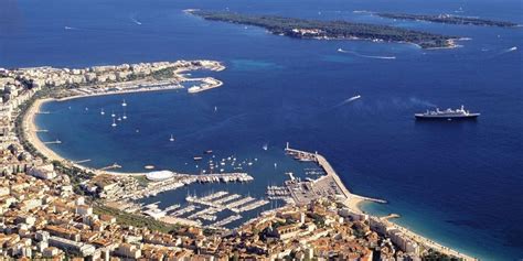Choose from a wide range of properties which booking.com offers. Cannes (France Riviera) cruise port schedule | CruiseMapper