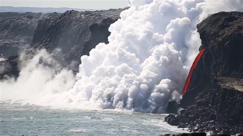 Molten Lava Pouring Into Ocean Visible From New Viewing Area Youtube