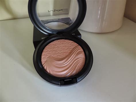 Mac Magnetic Nude Superb And Fairly Precious Extra Dimension Skinfinish