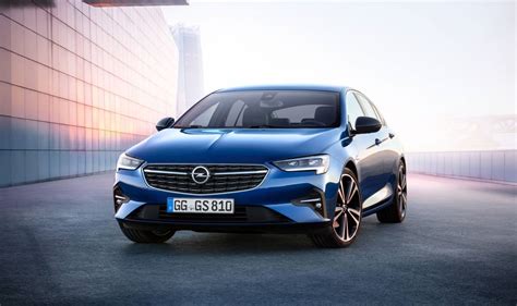 Światowa premiera nowej insignii odbyła się podczas targów motoryzacyjnych w genewie w marcu 2017 roku 28. Opel Insignia 2021: así es la nueva gama de la berlina