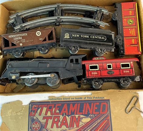 Lot Vintage 1940s Marx New York Central Lines Wind Up Tin Train Set