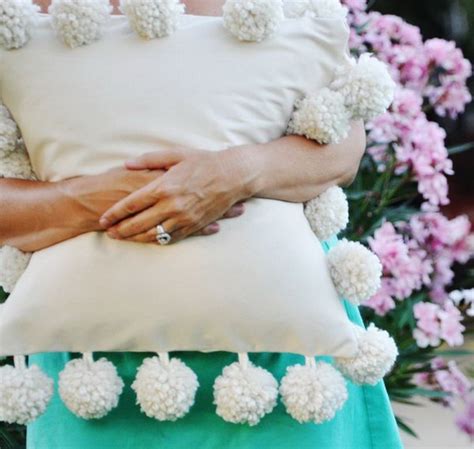 30 Easy Diy Decorative Pillow Tutorials And Ideas