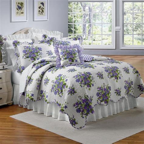 Beautiful Lavender Purple Violets Floral Fullqueen Size Quilt Bed Set