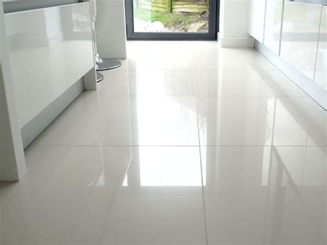 Brilliant White High Gloss Pre Sealed Porcelain Wall And Floor Tiles