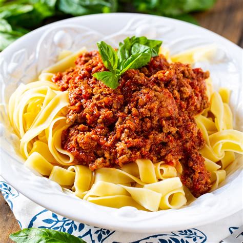 Pappardelle With Bolognese Sauce Spicy Southern Kitchen