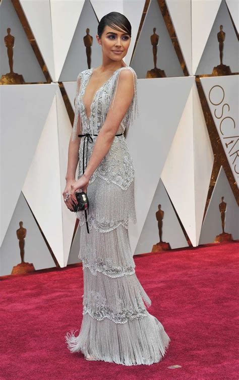 Olivia Culpo Wears Innovative Glass Dress To The 2017 Oscars Evening Dresses For Weddings