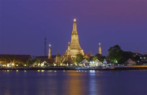Wat Arun - Bangkok - MedTravel Asia