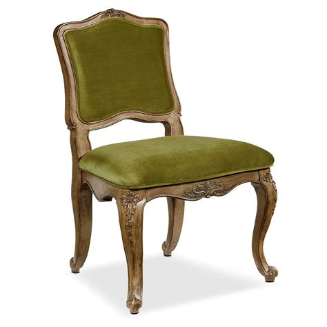Flora Accent Chair Leaf Magnolia Homes Magnolia Home Furnishings
