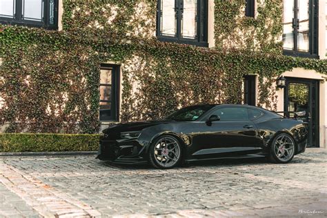 Black Panther Chevy Camaro Gets An Impressive Customization — Carid
