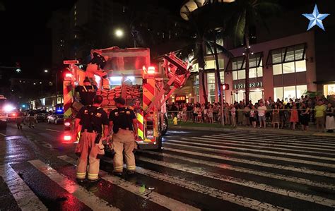 Crews Battle 3 Alarm Waikiki Hotel Fire Honolulu Star Advertiser