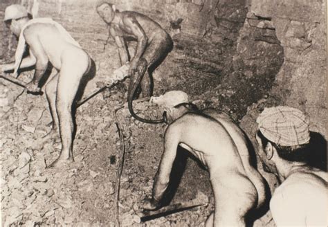 The Lives Of The Carusi The Slave Miners Of Sicily Weird Italy