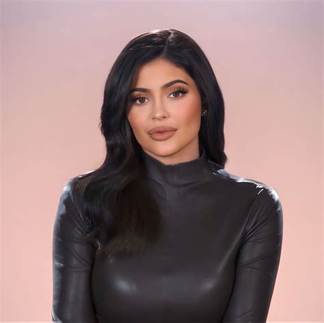 Kylie Jenner In 2021 Kylie Kardashian Kylie Jenner Outfits Kylie Jenner Style