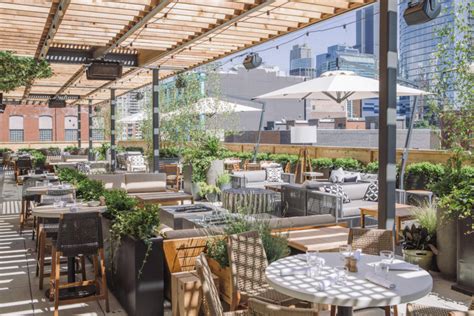 Outdoor Dining In Chicago Patios And Rooftops Open Right Now Choose