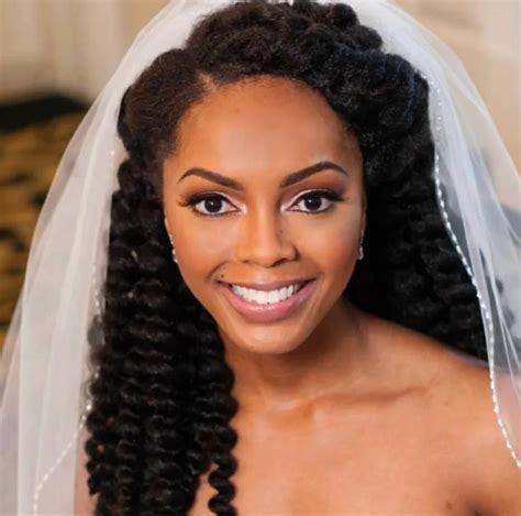 13 Natural Hairstyles For Your Wedding Day Slay In 2020 Natural Hair