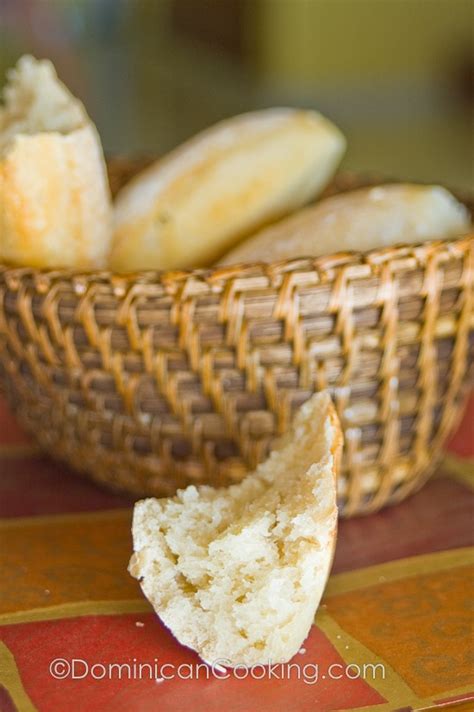 Pan De Agua Recipe Dominican Breakfast Bread Rolls Recipe Recipes Bread Rolls Cuban Bread