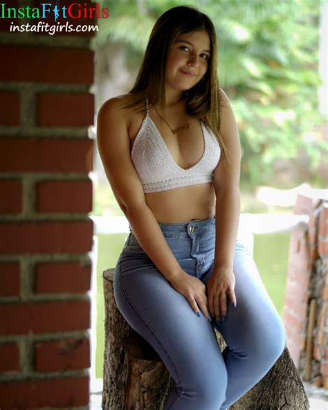 Isabela Ramirez Bio Age Height Fitness Models Biography