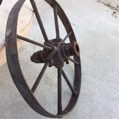 Iron Farm Wheel Vintage 8 Spoke Wheel Primitive Cart Etsy