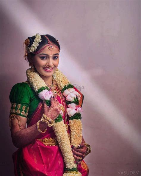 Traditional Tamil Iyengar Hairstyles Aka Andal Kondai We Spotted Brides