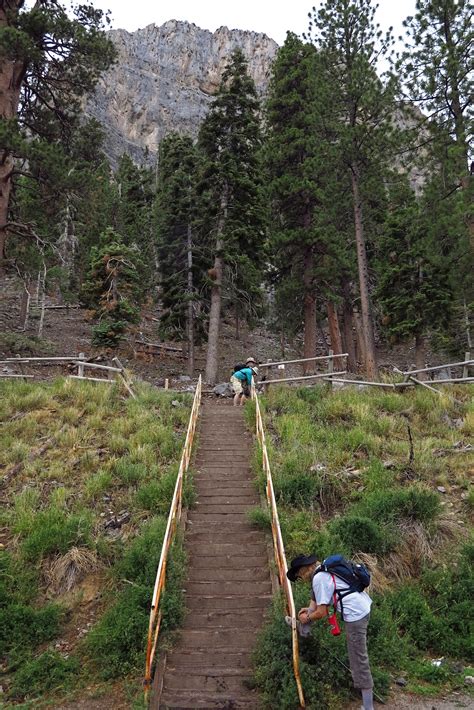 Around The Bend Friends ® Cathedral Rock 8 6 12