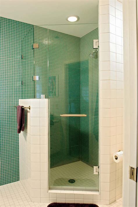 Fitting A Shower In A Small Bath Floorplan Fine Homebuilding