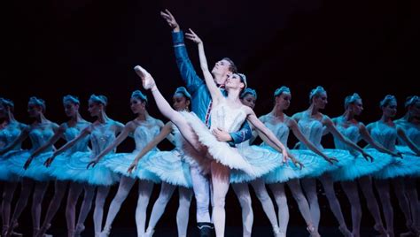 Swan Lake The Design The Australian Ballet