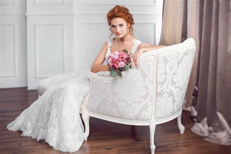 K Bouquets Armchair Redhead Girl Bride Glance Dress Rare Gallery HD Wallpapers