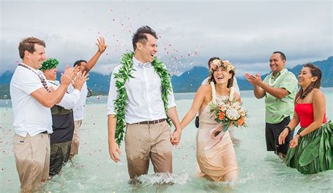All inclusive beach wedding packages, vow renewal packages and elopement packages on oahu and kauai. Tips for Planning your Hawaii Wedding | Hawaii.com
