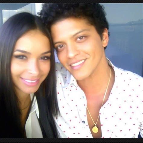 Instagram Photo By Bruno And Jessica Aug At Pm Utc Bruno Mars Namorados Mars