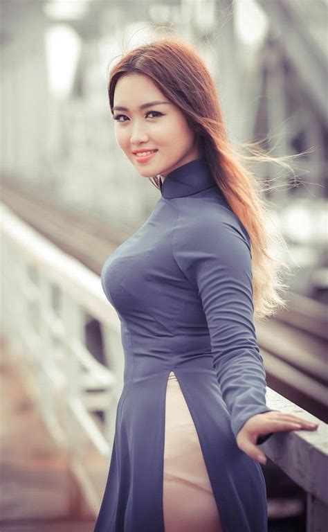 Ghim Của Alexander Feisthammel Trên Beautyful Woman Long Dress Vietnam