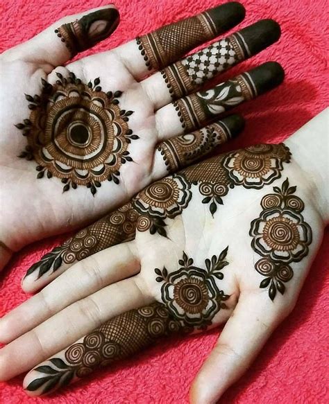 This is one of the best and beautiful simple rangoli designs with kundans, which makes your occasion or function more colourful. 6,365 mentions J'aime, 40 commentaires - Mehandi designs ...