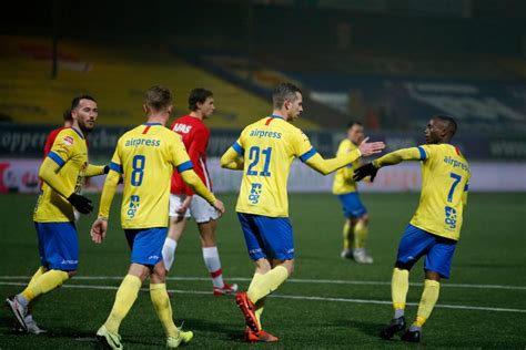 2021 in de competitie keuken kampioen divisie. Nabeschouwing SC Cambuur - Jong AZ: Henk de Jong en Calvin ...